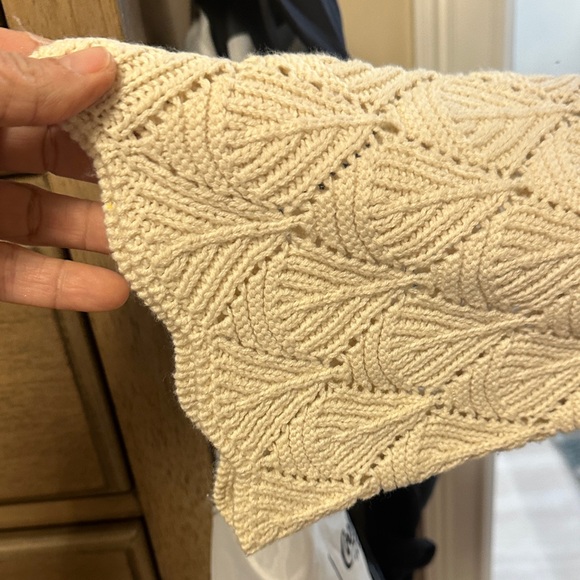 Jessica Simpson Cream Leaf Design Sweater - Picture 4 of 8